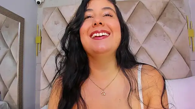 GabyParker  online show from 04/21/26, 12:23
