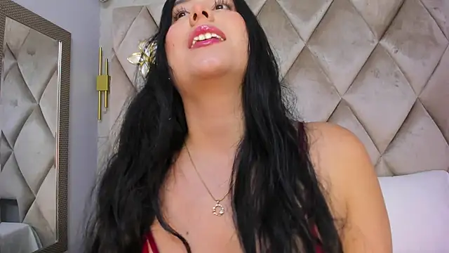 GabyParker  online show from 04/22/26, 12:12