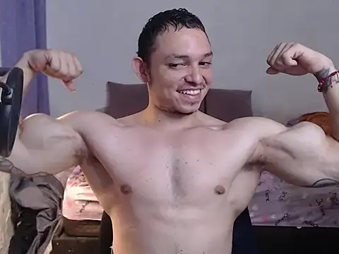 Snapshot of BigMontainsRock chatting on 12/17/25, 09:20 BigMontainsRock online show from 12/17/25, 09:20