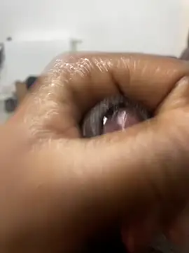 j ratid online show from 11/18/25, 09:18