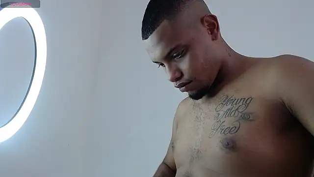 Snapshot of drako_monster chatting on 10/22/25, 06:29 drako monster online show from 10/22/25, 06:29