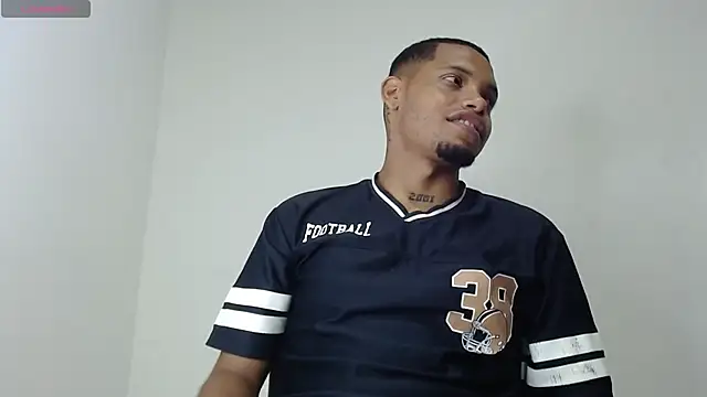 Snapshot of drako_monster chatting on 10/10/25, 05:30 drako monster online show from 10/10/25, 05:30