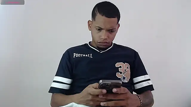 Snapshot of drako_monster chatting on 10/09/25, 05:24 drako monster online show from 10/09/25, 05:24