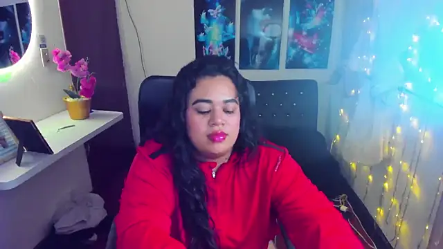 oliviia cute online show from 11/05/25, 04:59