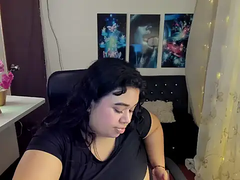 oliviia cute online show from 11/07/25, 05:12