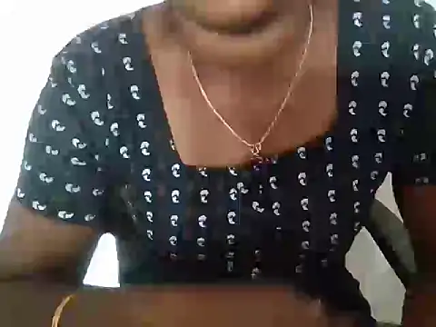 Tamilmallu-duskygirl03 online show from 10/25/25, 08:13