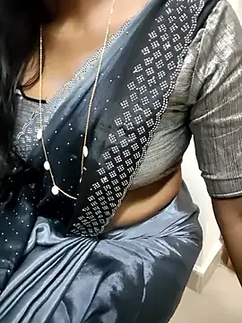 Tamilmallu-duskygirl03 online show from 12/16/25, 06:50