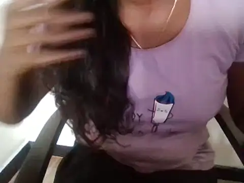 Tamilmallu-duskygirl03 online show from 10/24/25, 08:13