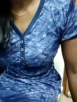 Tamilmallu-duskygirl03 online show from 12/14/25, 01:56