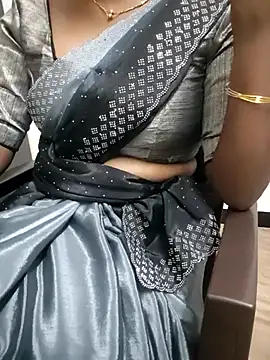 Tamilmallu-duskygirl03 online show from 11/22/25, 07:13