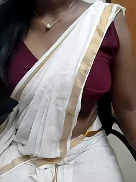 Snapshot of Tamilmallu-duskygirl03 chatting on 05/30/26, 05:36 Tamilmallu-duskygirl03 online show from 05/30/26, 05:36