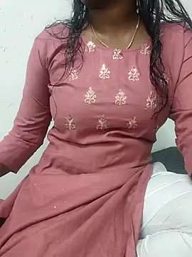 Tamilmallu-duskygirl03 online show from 11/08/25, 09:35