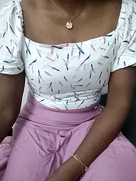 Tamilmallu-duskygirl03 online show from 11/20/25, 06:36