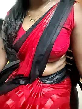 Snapshot of Tamilmallu-duskygirl03 chatting on 03/08/26, 02:31 Tamilmallu-duskygirl03 online show from 03/08/26, 02:31