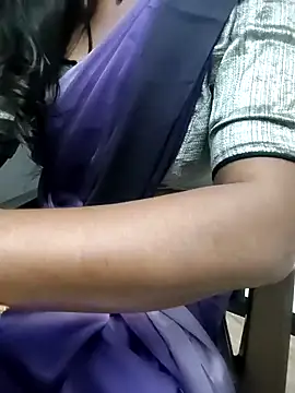 Tamilmallu-duskygirl03 online show from 11/26/25, 07:14