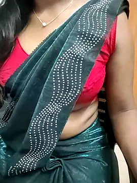 Snapshot of Tamilmallu-duskygirl03 chatting on 04/09/26, 05:31 Tamilmallu-duskygirl03 online show from 04/09/26, 05:31