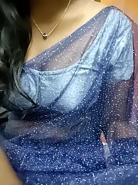 Tamilmallu-duskygirl03 online show from 01/11/26, 05:47