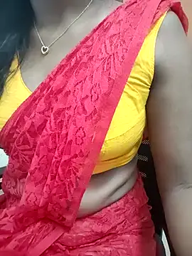 Snapshot of Tamilmallu-duskygirl03 chatting on 05/05/26, 05:10 Tamilmallu-duskygirl03 online show from 05/05/26, 05:10