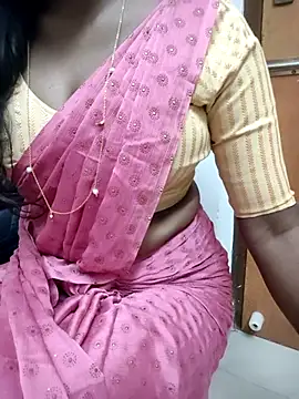 Tamilmallu-duskygirl03 online show from 12/15/25, 06:41