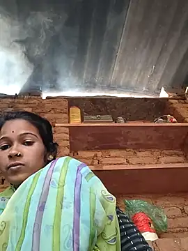 Snapshot of Co_punam chatting on 10/15/25, 01:59 Co punam online show from 10/15/25, 01:59