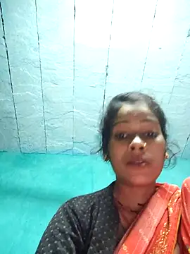 Snapshot of Co_punam chatting on 10/23/25, 12:09 Co punam online show from 10/23/25, 12:09