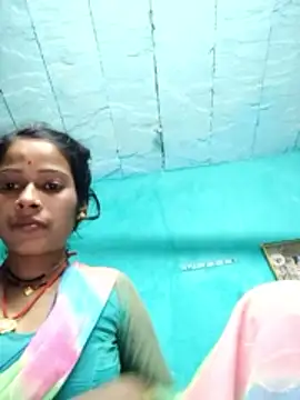 Snapshot of Co_punam chatting on 10/19/25, 03:04 Co punam online show from 10/19/25, 03:04