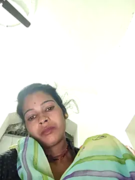 Snapshot of Co_punam chatting on 10/18/25, 11:29 Co punam online show from 10/18/25, 11:29