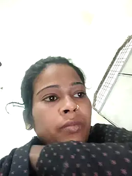 Snapshot of Co_punam chatting on 11/01/25, 01:23 Co punam online show from 11/01/25, 01:23