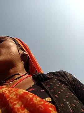 Snapshot of Co_punam chatting on 11/28/25, 07:41 Co punam online show from 11/28/25, 07:41