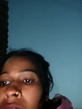 Snapshot of Co_punam chatting on 11/24/25, 12:43 Co punam online show from 11/24/25, 12:43