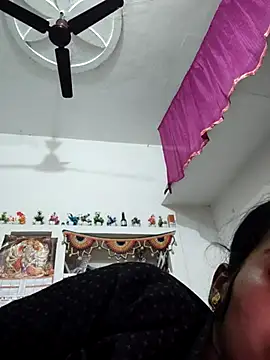 Co punam online show from 02/03/26, 06:22