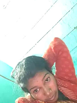 Snapshot of Co_punam chatting on 12/17/25, 05:51 Co punam online show from 12/17/25, 05:51