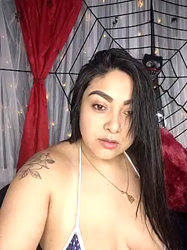 Victoria Jonhss online show from 10/22/25, 10:41