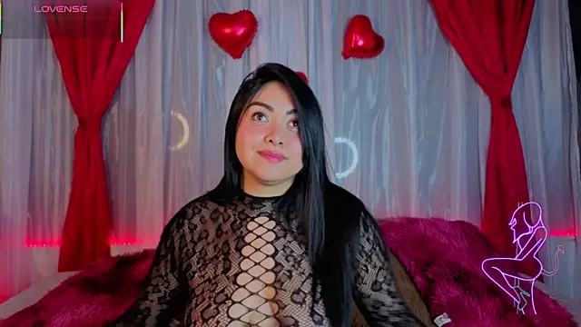 Victoria Jonhss online show from 02/12/26, 01:16