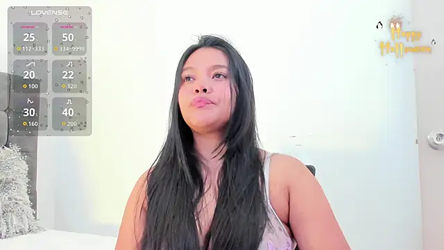 Snapshot of miss_aitana_ chatting on 10/20/25, 12:06 miss aitana online show from 10/20/25, 12:06