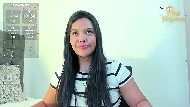 Snapshot of miss_aitana_ chatting on 10/16/25, 11:18 miss aitana online show from 10/16/25, 11:18
