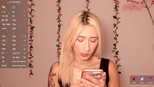 Ashleyroys 111 online show from 02/24/26, 09:15