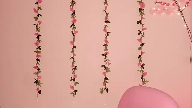 Ashleyroys 111 online show from 02/07/26, 05:43