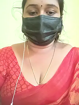 Snapshot of tamil-mala23 chatting on 10/16/25, 09:17 tamil-mala23 online show from 10/16/25, 09:17