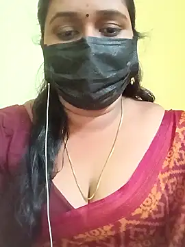 Snapshot of tamil-mala23 chatting on 10/12/25, 05:42 tamil-mala23 online show from 10/12/25, 05:42