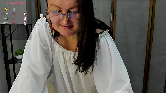 hottyannaa online show from 11/21/25, 03:05