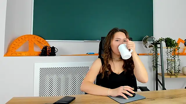 AnnaJonson online show from 11/02/25, 03:11