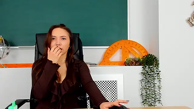 AnnaJonson online show from 12/15/25, 03:12