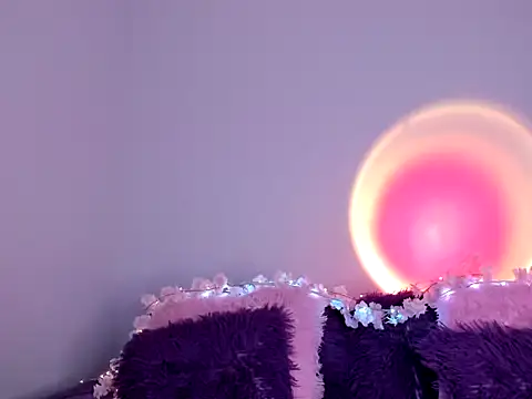 HeidyRousse online show from 11/04/25, 11:03