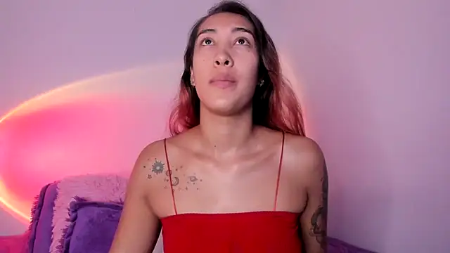 HeidyRousse online show from 04/08/26, 02:07