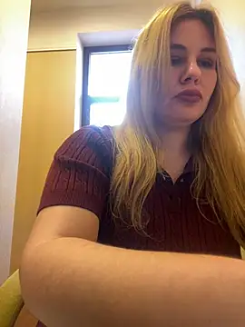 Snapshot of Passion-Blondy chatting on 04/03/26, 09:38 Passion-Blondy online show from 04/03/26, 09:38