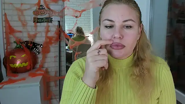 Passion-Blondy online show from 10/27/25, 04:41