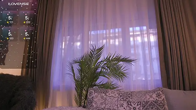 JessicaVerse online show from 04/12/26, 04:49