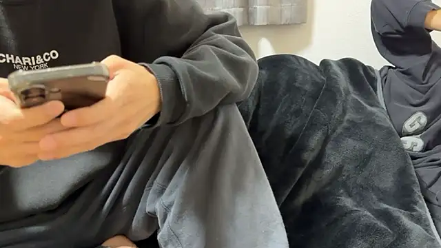 ODORI8300 online show from 11/01/25, 04:45