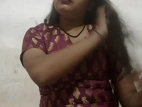 Snapshot of Kajal__ji chatting on 10/10/25, 03:46 Kajal  ji online show from 10/10/25, 03:46